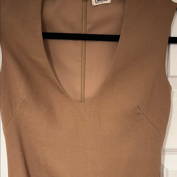 L'AGENCE Brown Camel Sleeveless V-Neck Sheath Midi Dress size 0 00 - Picture 4 of 8